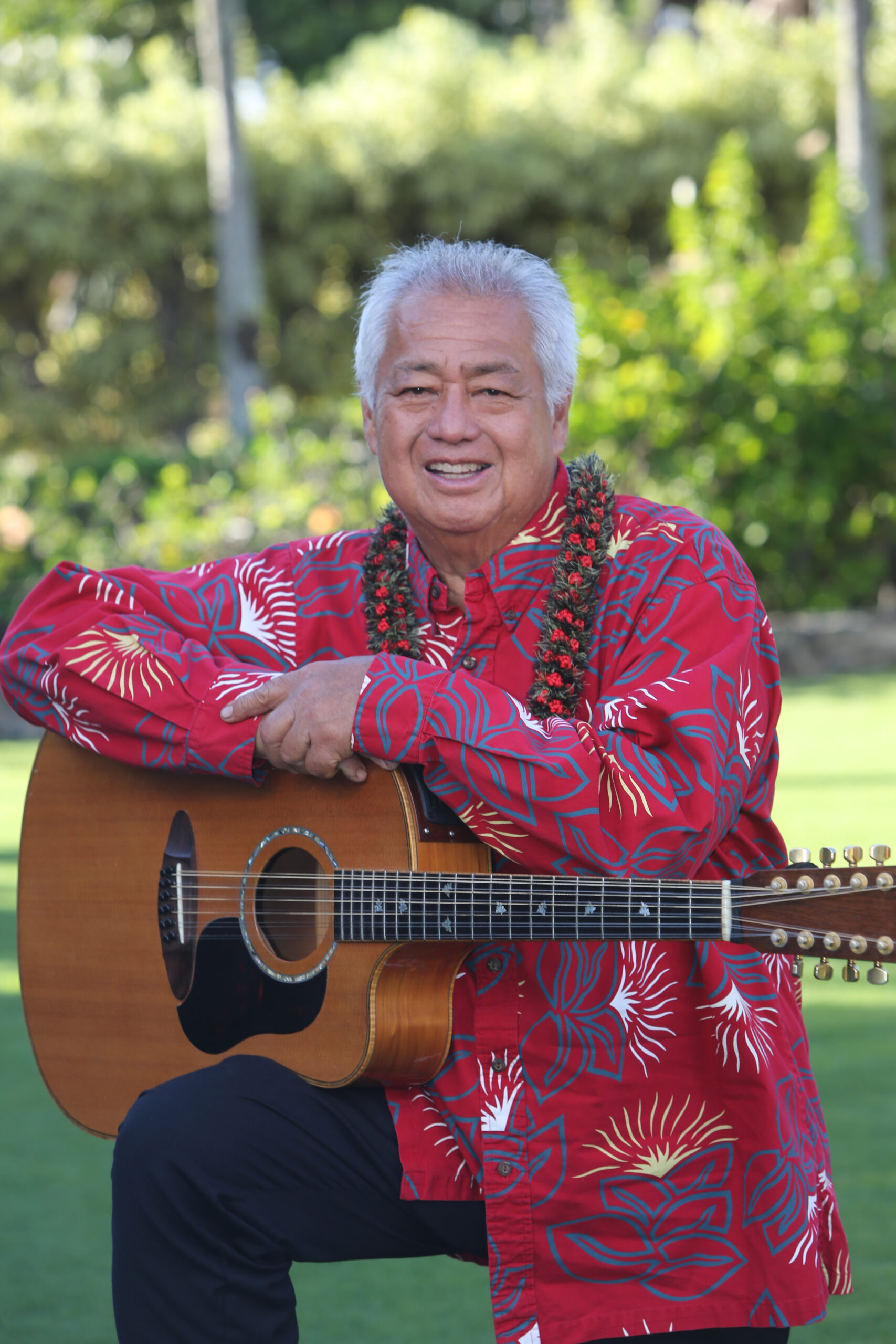 GKahumoku-red-guitar_PhotoJohnHenry